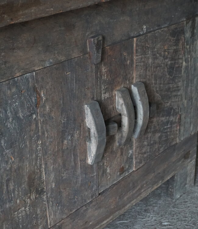 Aura Peeperkorn TV Meubel | Old Farm | H71 x B181 x D50,5 cm