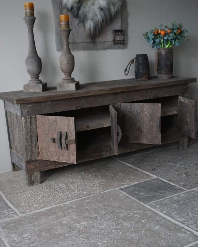 Aura Peeperkorn TV Meubel | Old Farm | H71 x B181 x D50,5 cm