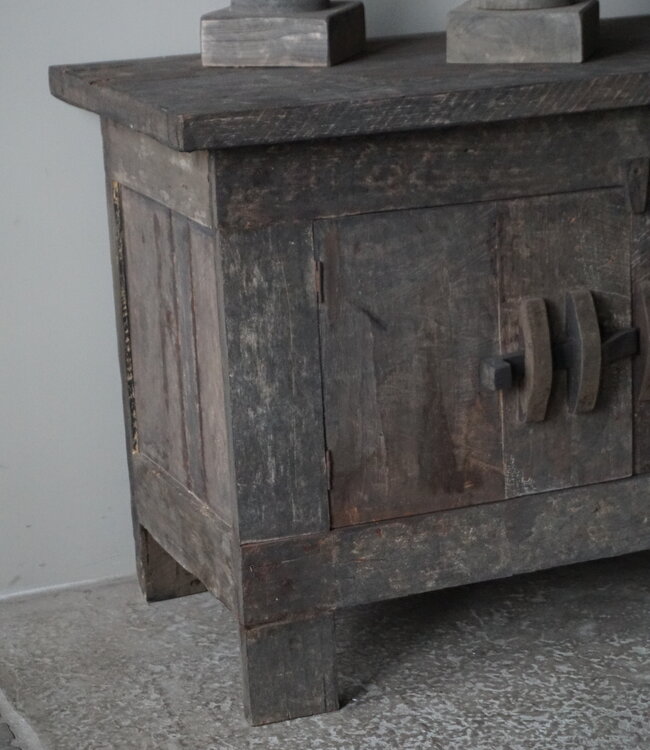 Aura Peeperkorn TV Meubel | Old Farm | H71 x B201 x D51,5 cm