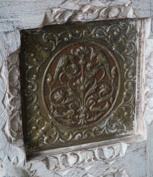 Rene Houtman Oud Houten Dressoir | India | H93,5 x B217 x D45,5 cm