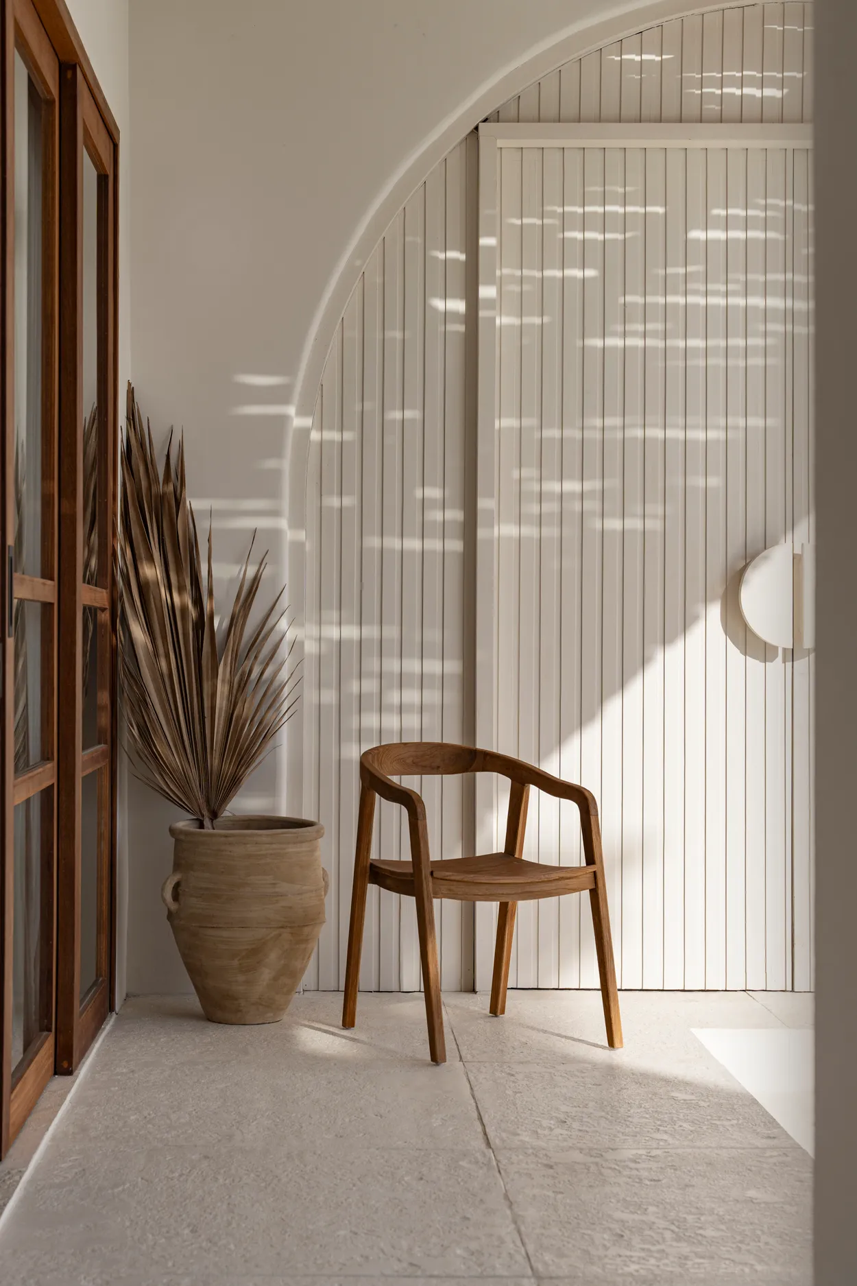Bazar Bizar The Nihi Oka Dining Chair - Outdoor
