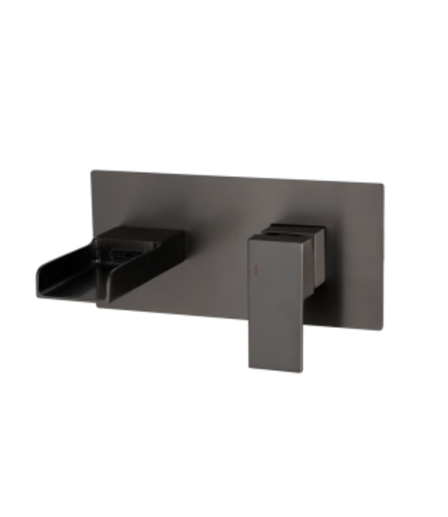 Rene Houtman Inbouw Waterval Mengkraan | Gun Metal