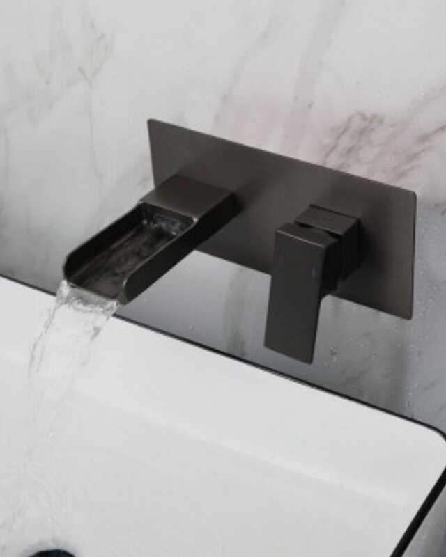 Rene Houtman Inbouw Waterval Mengkraan | Gun Metal