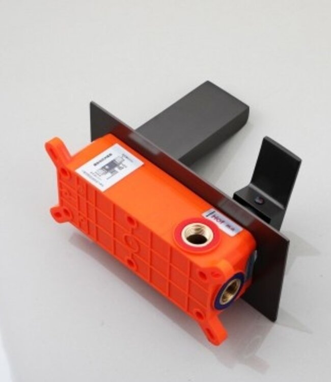 Rene Houtman Inbouw Waterval Mengkraan | Gun Metal