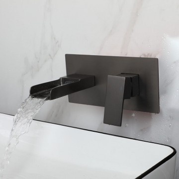 Rene Houtman Inbouw Waterval Mengkraan | Gun Metal