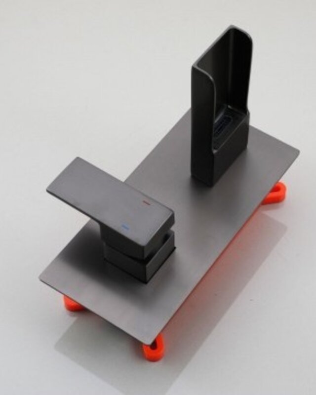 Rene Houtman Inbouw Waterval Mengkraan | Gun Metal