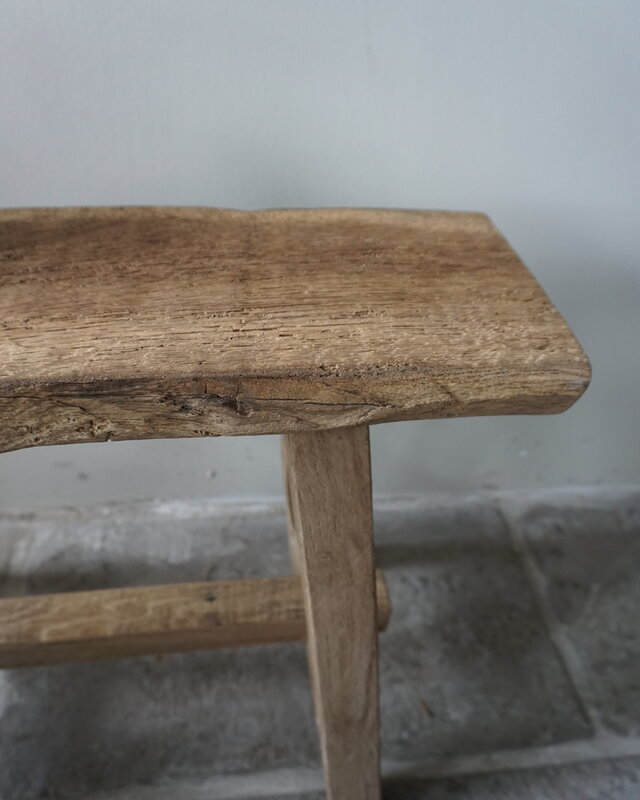 Rene Houtman Oud Eikenhouten Bankje | H46 x B59 x D17 cm