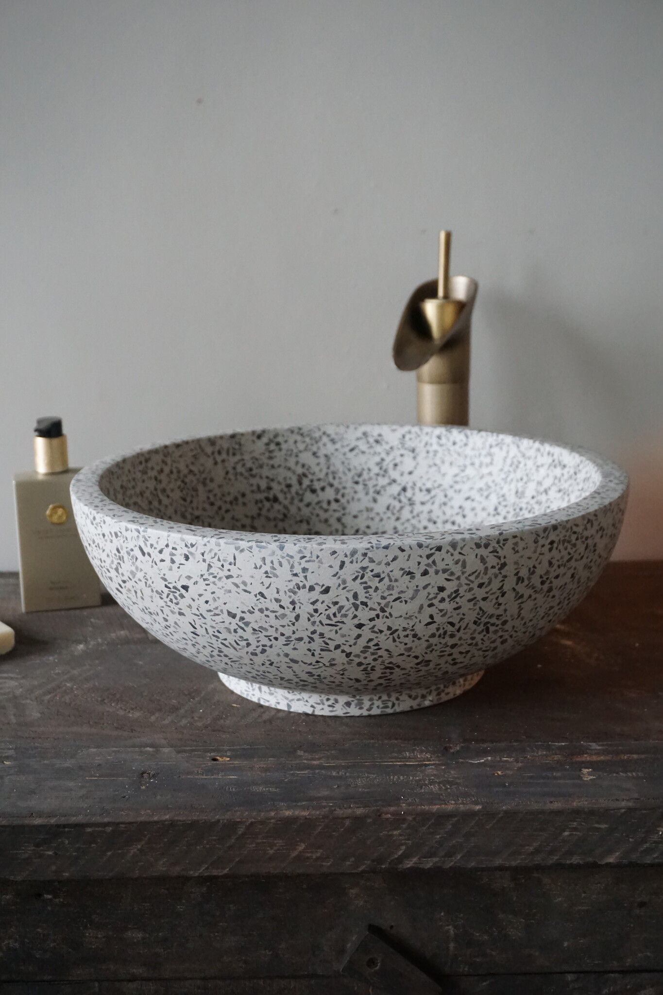 Differnz Waskom Terrazzo | Zwart Wit | Ø 40 x H15 cm