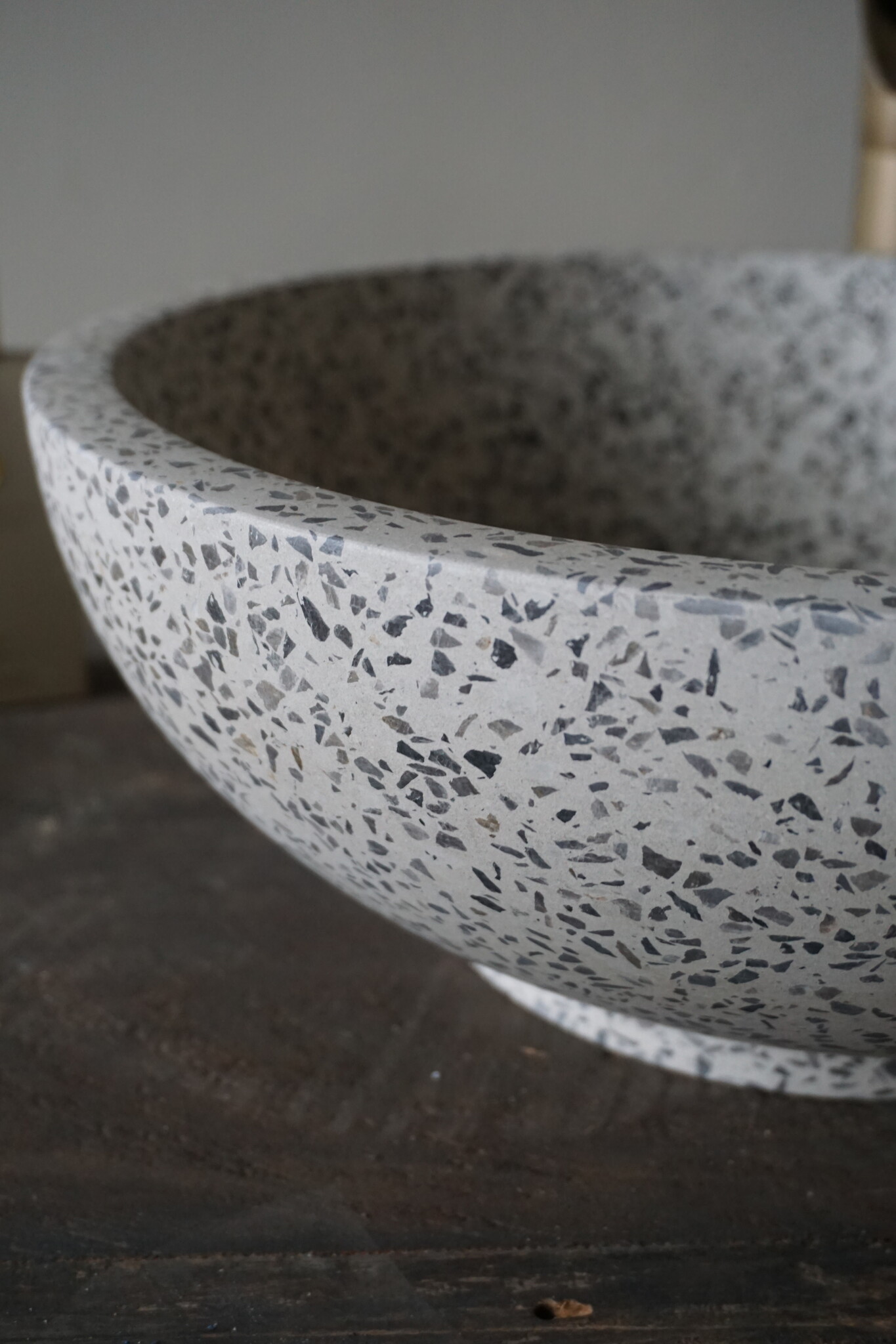 Differnz Waskom Terrazzo | Zwart Wit | Ø 40 x H15 cm