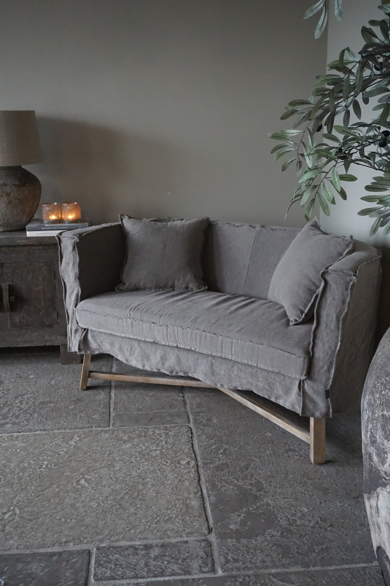 Aura Peeperkorn Sofa Dikke Dirk Taupe