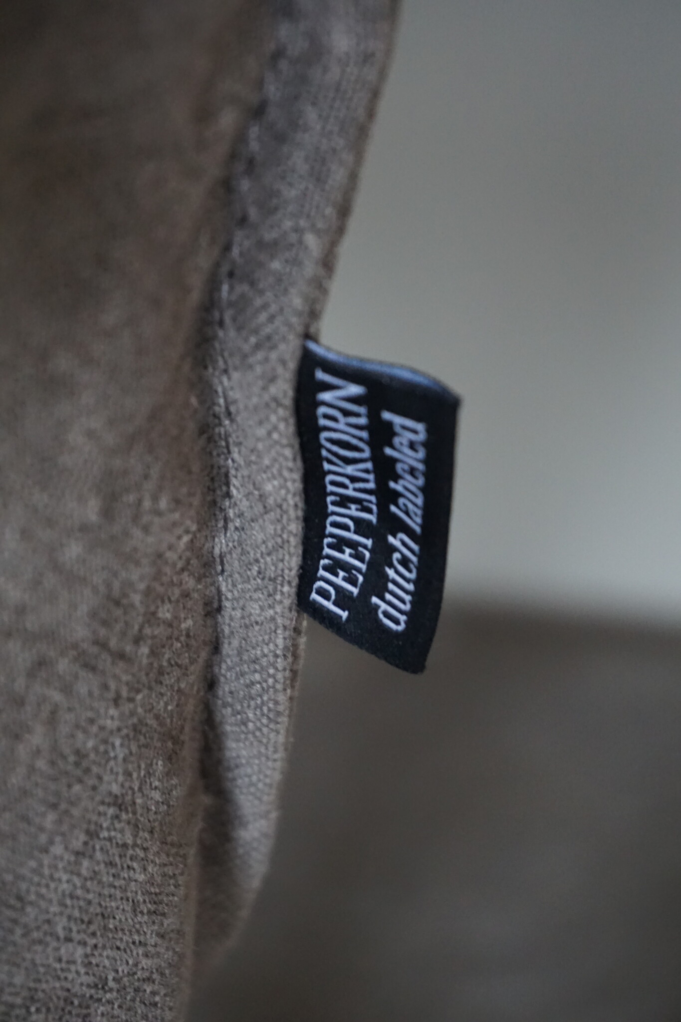 Aura Peeperkorn Sofa Dikke Dirk Taupe
