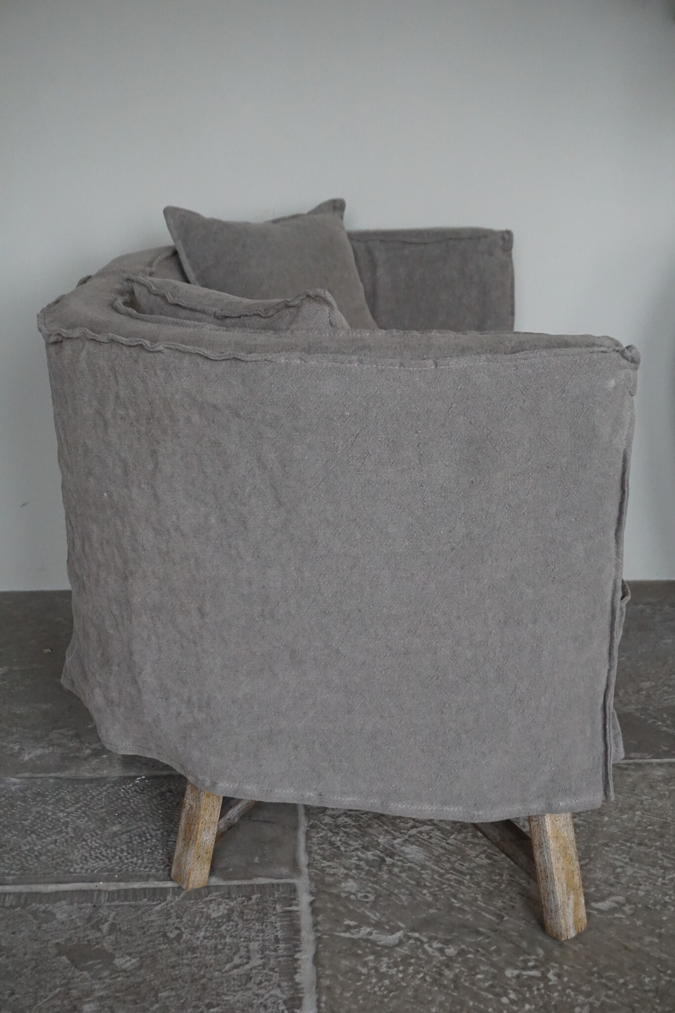 Aura Peeperkorn Sofa Dikke Dirk Taupe