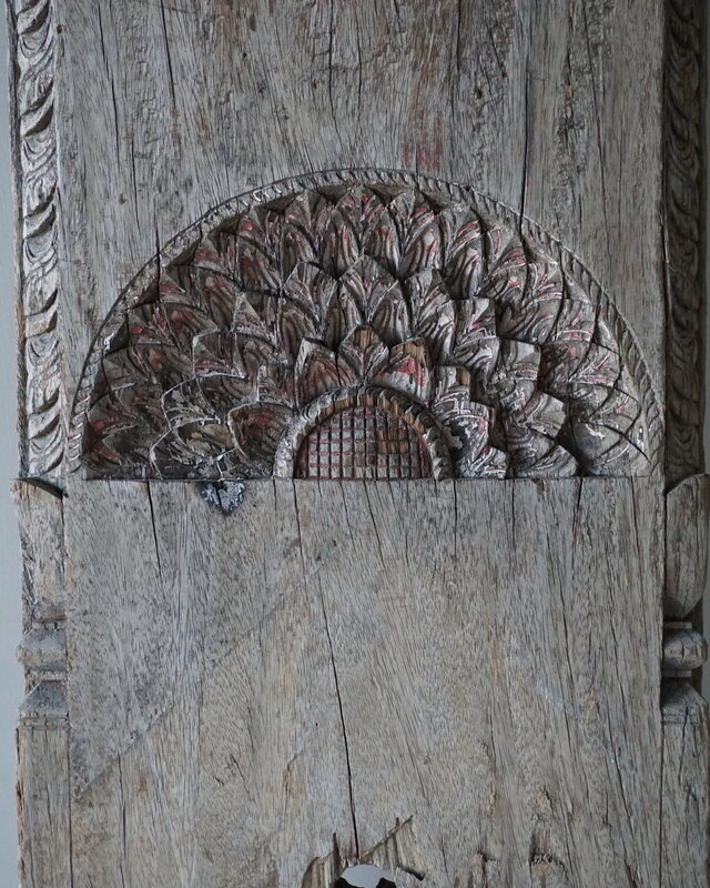 Rene Houtman Origineel oude balk houtsnijwerk India H181 Cm