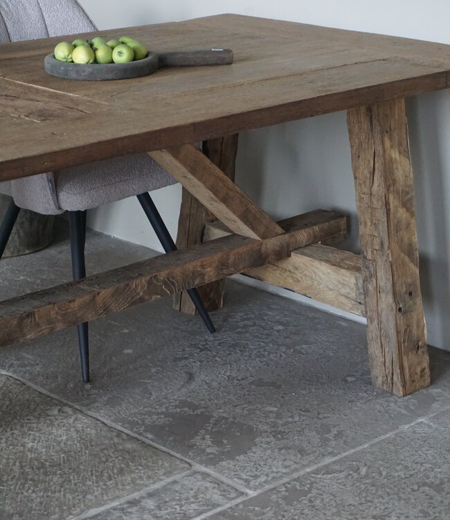 Rene Houtman Oud Eikenhouten Tafel | L220 x B100 x H78.5 cm