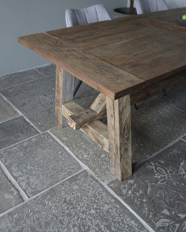Rene Houtman Oud Eikenhouten Tafel | L220 x B100 x H78.5 cm