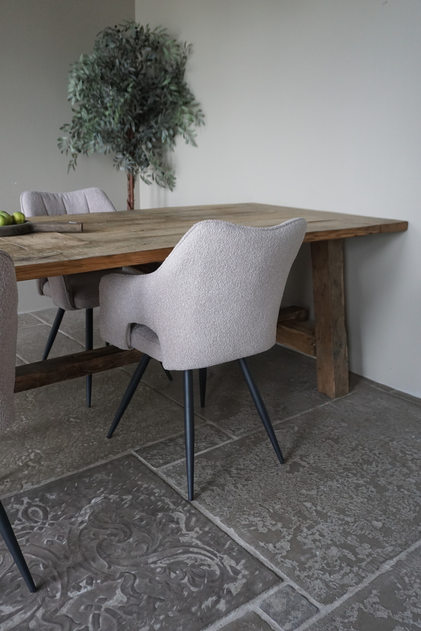 Rene Houtman Oud Eikenhouten Tafel | L300 x B100 x H78.5 cm