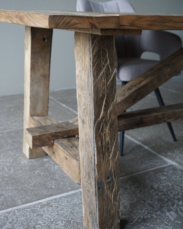 Rene Houtman Oud Eikenhouten Tafel | L300 x B100 x H78.5 cm