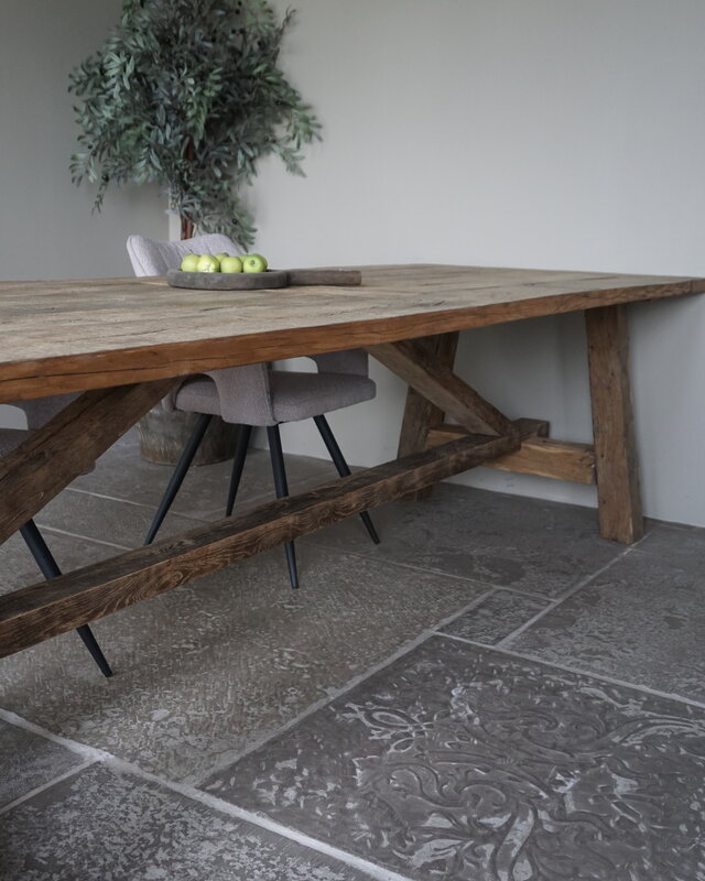 Rene Houtman Oud Eikenhouten Tafel | L300 x B100 x H78.5 cm
