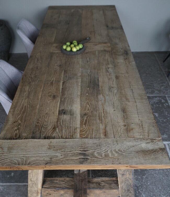 Rene Houtman Oud Eikenhouten Tafel | L300 x B100 x H78.5 cm