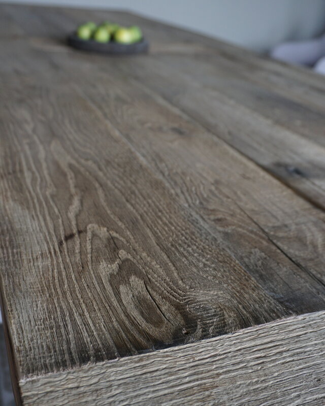 Rene Houtman Oud Eikenhouten Tafel | L300 x B100 x H78.5 cm
