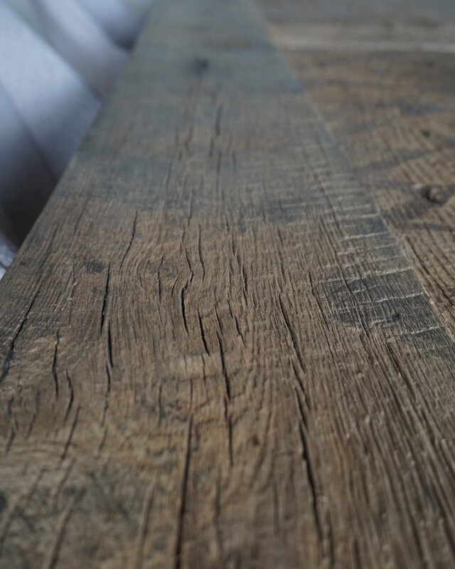 Rene Houtman Oud Eikenhouten Tafel | L250 x B100 x H78.5 cm