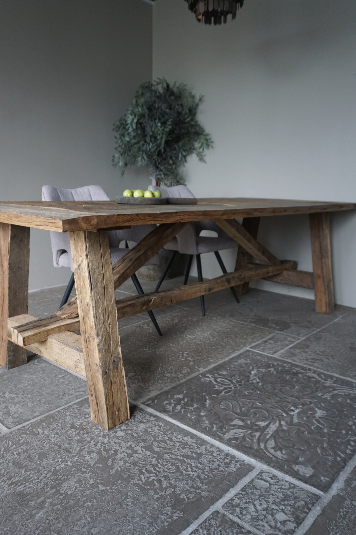 Rene Houtman Oud Eikenhouten Tafel | L250 x B100 x H78.5 cm
