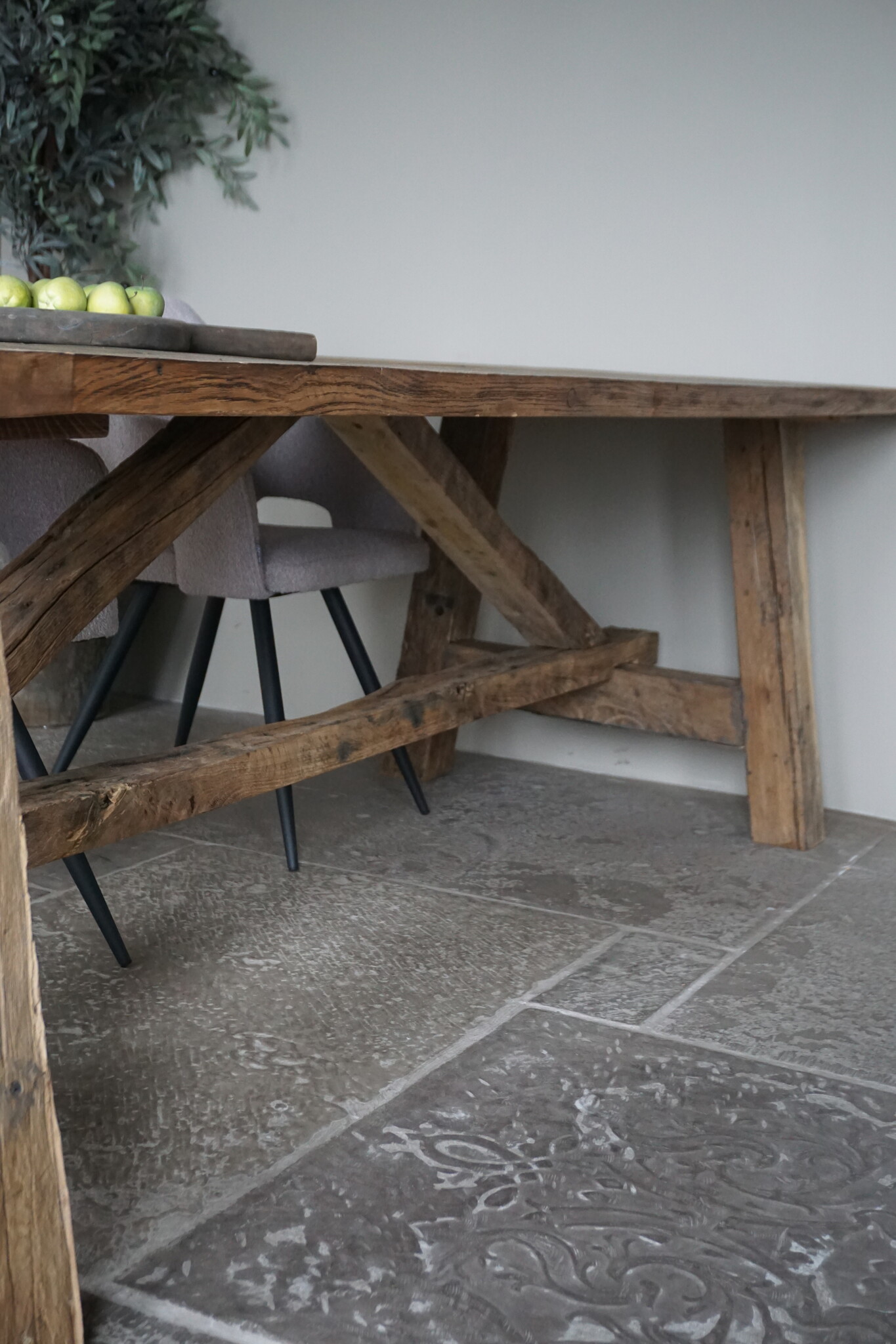 Rene Houtman Oud Eikenhouten Tafel | L250 x B100 x H78.5 cm