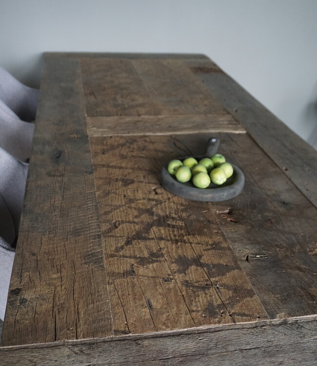 Rene Houtman Oud Eikenhouten Tafel | L250 x B100 x H78.5 cm