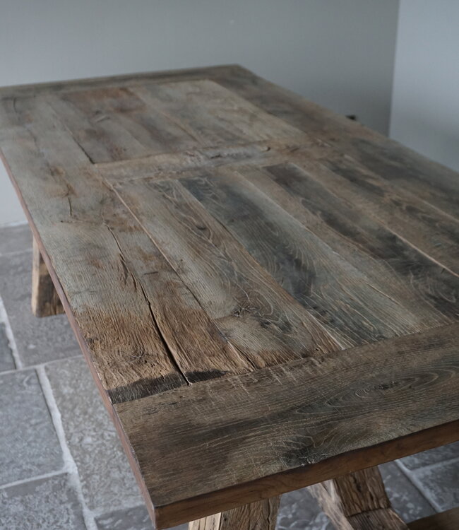 Rene Houtman Oud Eikenhouten Tafel | L220 x B100 x H79 cm