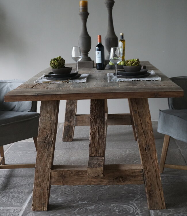Rene Houtman Oud Eikenhouten Tafel | L220 x B100 x H79 cm