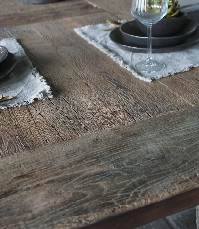 Rene Houtman Oud Eikenhouten Tafel | L220 x B100 x H79 cm
