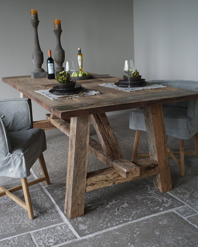 Rene Houtman Oud Eikenhouten Tafel | L220 x B100 x H79 cm