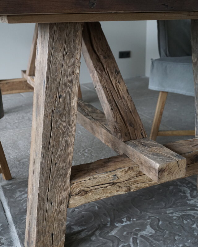 Rene Houtman Oud Eikenhouten Tafel | L220 x B100 x H79 cm