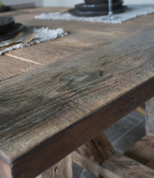 Rene Houtman Oud Eikenhouten Tafel | L220 x B100 x H79 cm