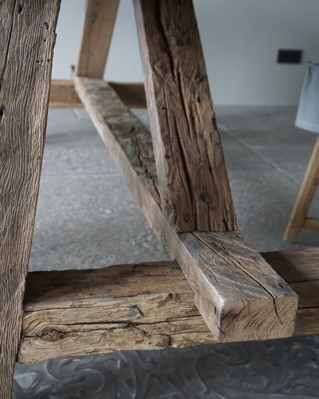 Rene Houtman Oud Eikenhouten Tafel | L220 x B100 x H79 cm