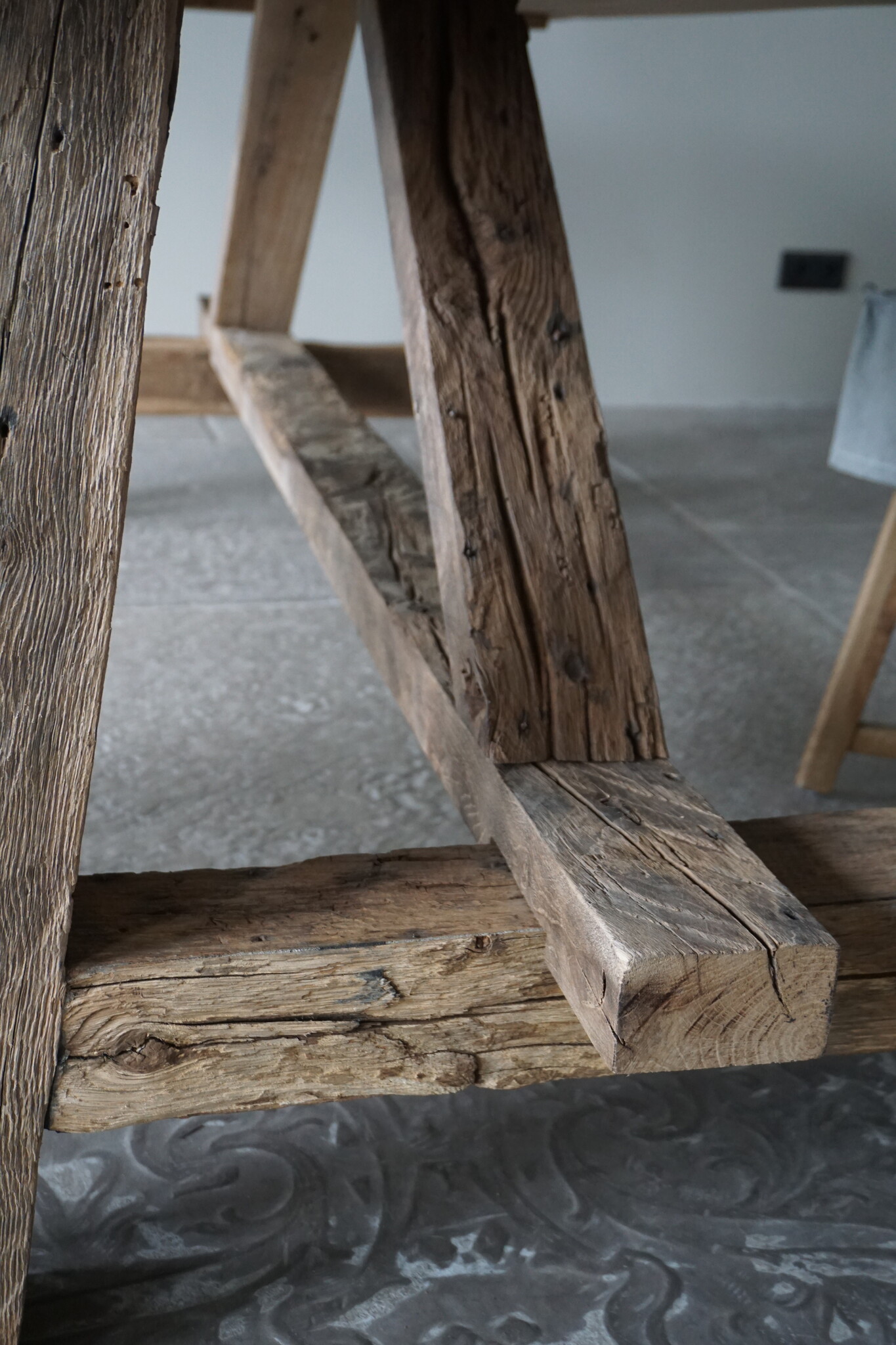 Rene Houtman Oud Eikenhouten Tafel | L220 x B100 x H79 cm