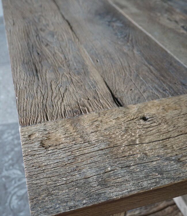 Rene Houtman Oud Eikenhouten Tafel | L250 x B100 x H78.5 cm