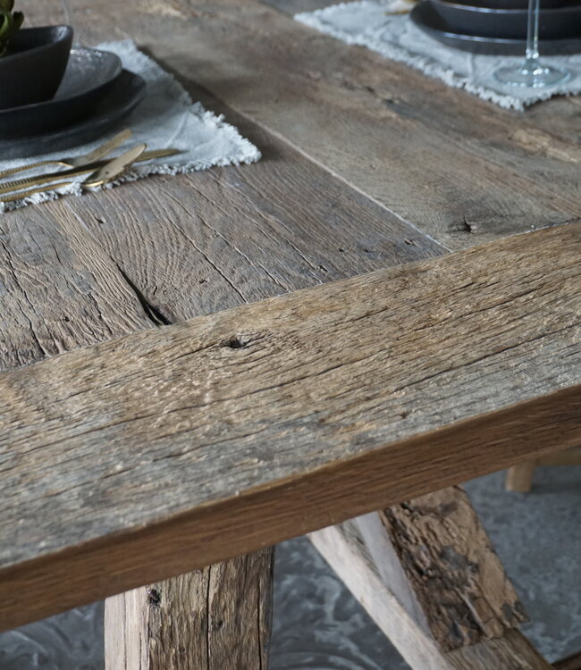 Rene Houtman Oud Eikenhouten Tafel | L250 x B100 x H78.5 cm