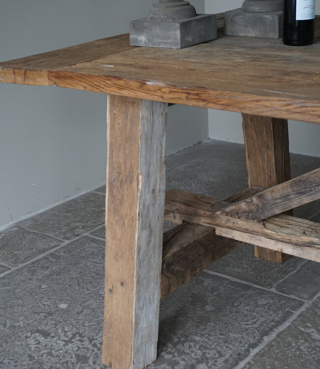 Rene Houtman Oud Eikenhouten Tafel | L250 x B100 x H78.5 cm