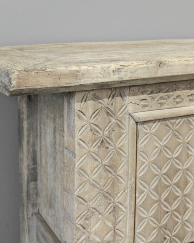 Be-Uniq Authentiek Dressoir | Tibet | H69xB172xD44 cm