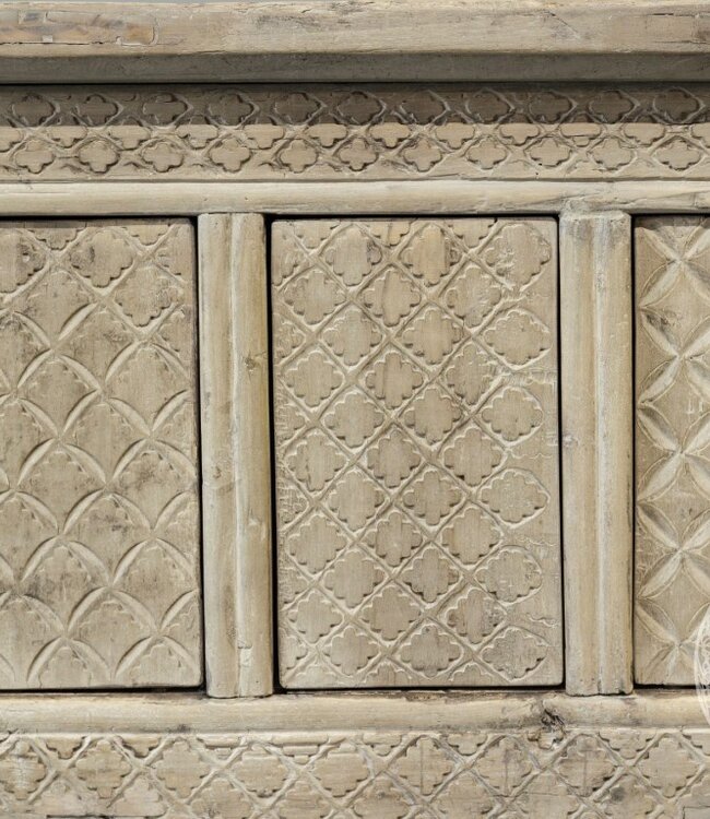 Be-Uniq Authentiek Dressoir | Tibet | H69xB172xD44 cm