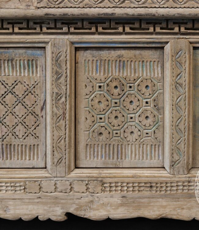 Be-Uniq Oud Dressoir | Tibet | H66 x B197 x D45 cm