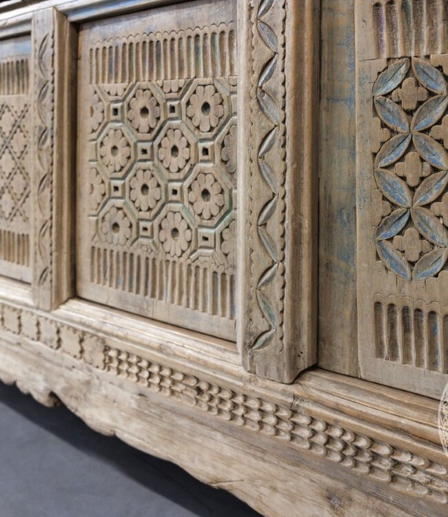 Be-Uniq Oud Dressoir | Tibet | H66 x B197 x D45 cm