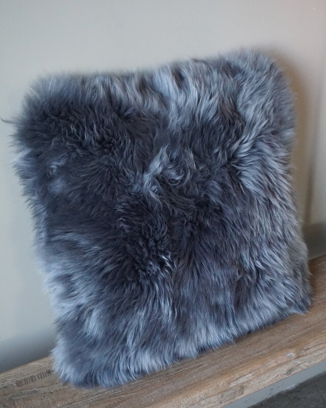 Luksa Home Collection Schapenvacht Kussen Antraciet 40x40 Cm