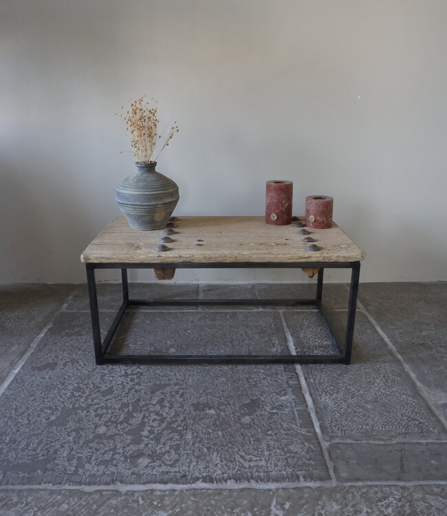 Rene Houtman Salontafel India | Oud Hout | H38,5 x B86 x D50 cm