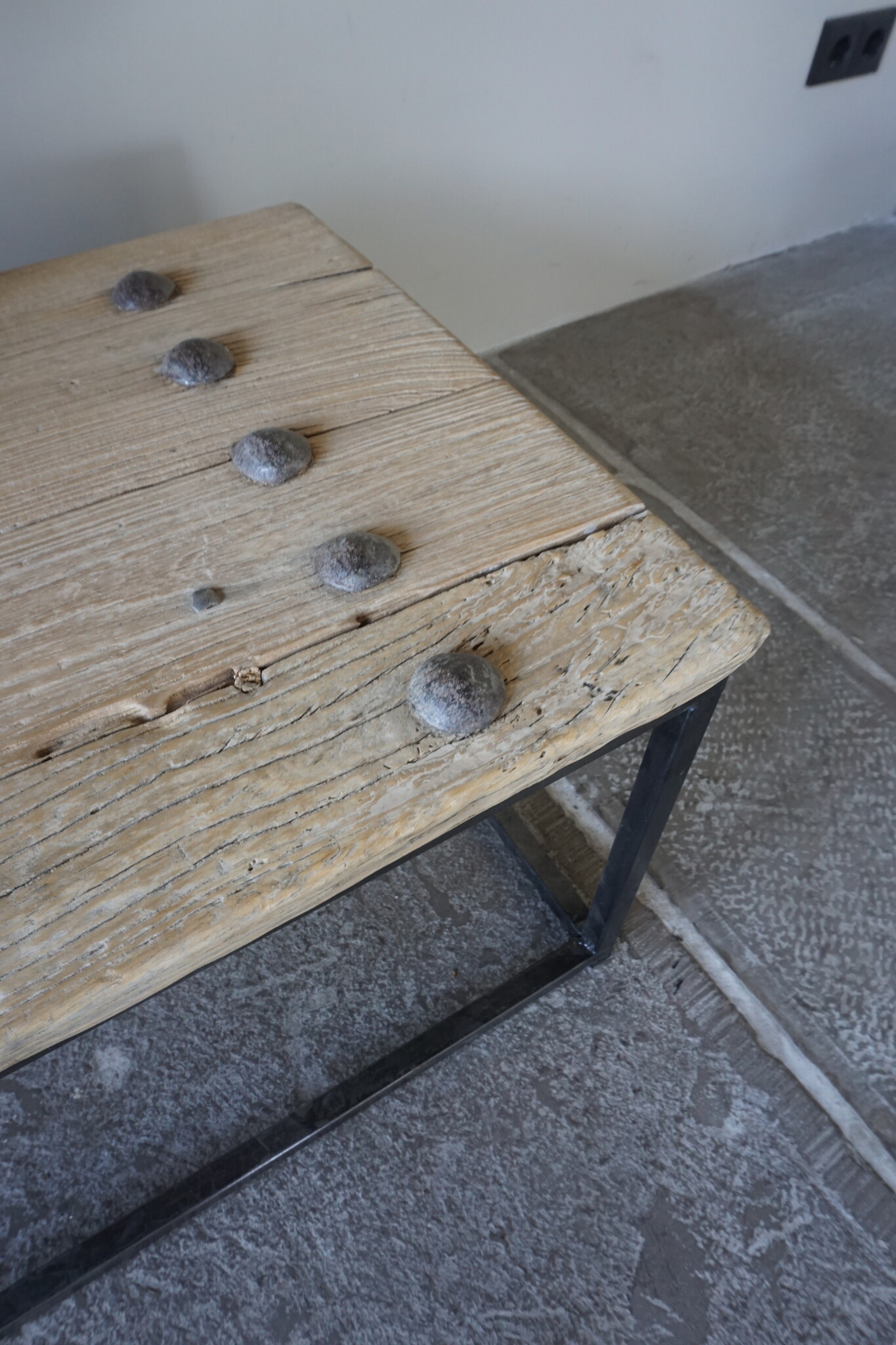 Rene Houtman Salontafel India | Oud Hout | H38,5 x B86 x D50 cm