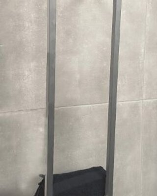 Wiesbaden Loft Handdoekrek | H95 x B25 x D20 cm | 5 Kleuren