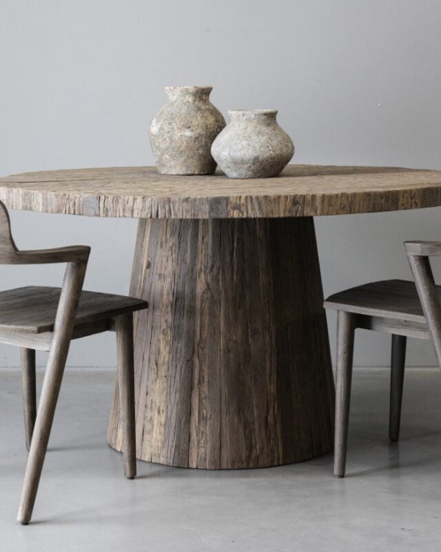 Be-Uniq Eettafel Kolom | Oud Verweerd Hout | H79 x D140 cm