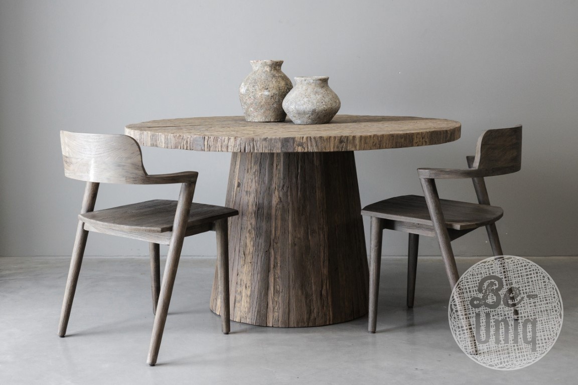 Be-Uniq Eettafel Kolom | Oud Verweerd Hout | H79 x D140 cm
