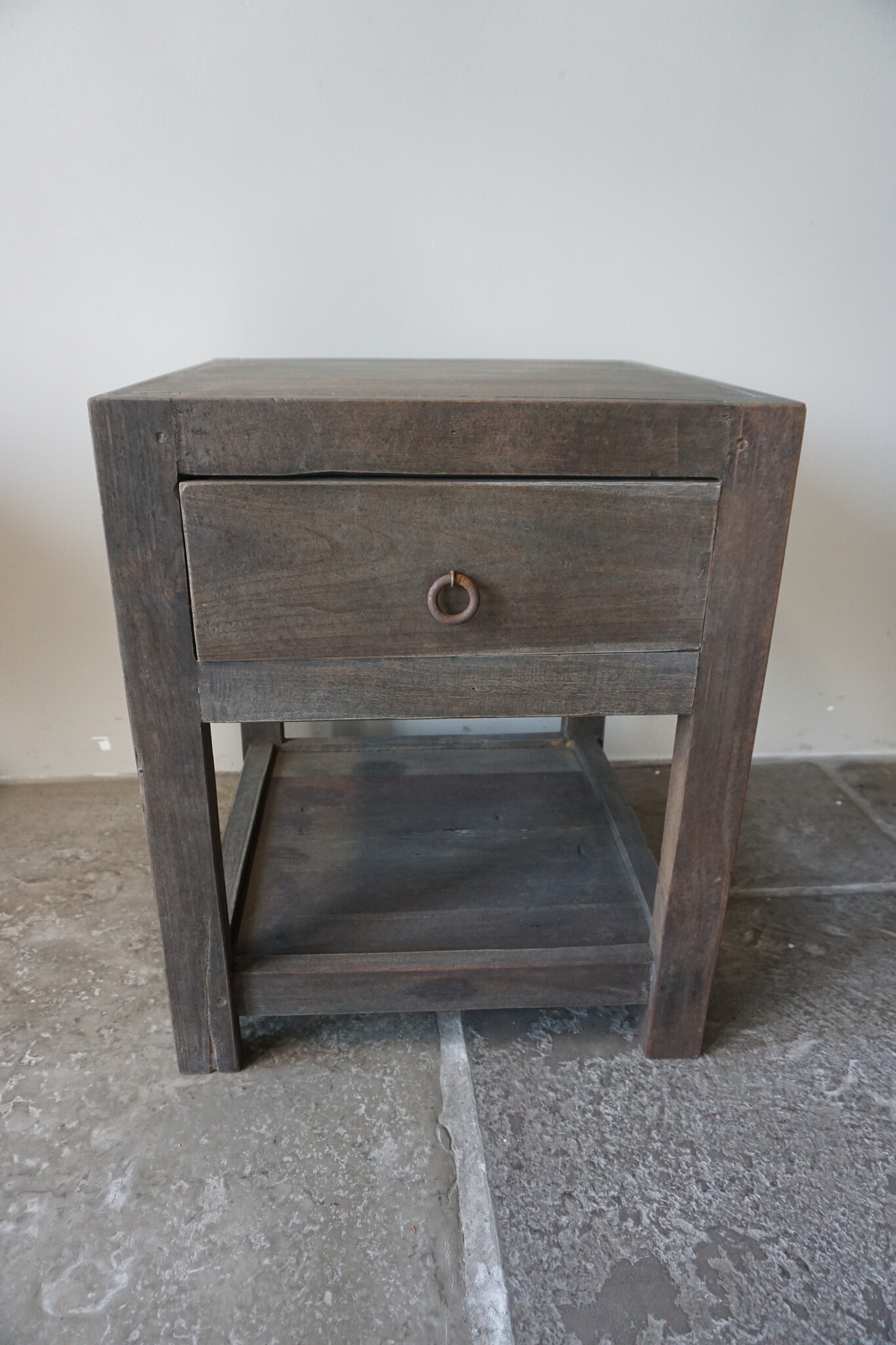 Rene Houtman Nachtkastje Demi | H55 x B45 x D45 cm